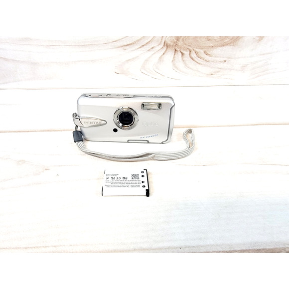 Pentax Optio W30, 7.1 MP Waterproof Dustproof Digital Camera & Battery Tested - Picture 1 of 15